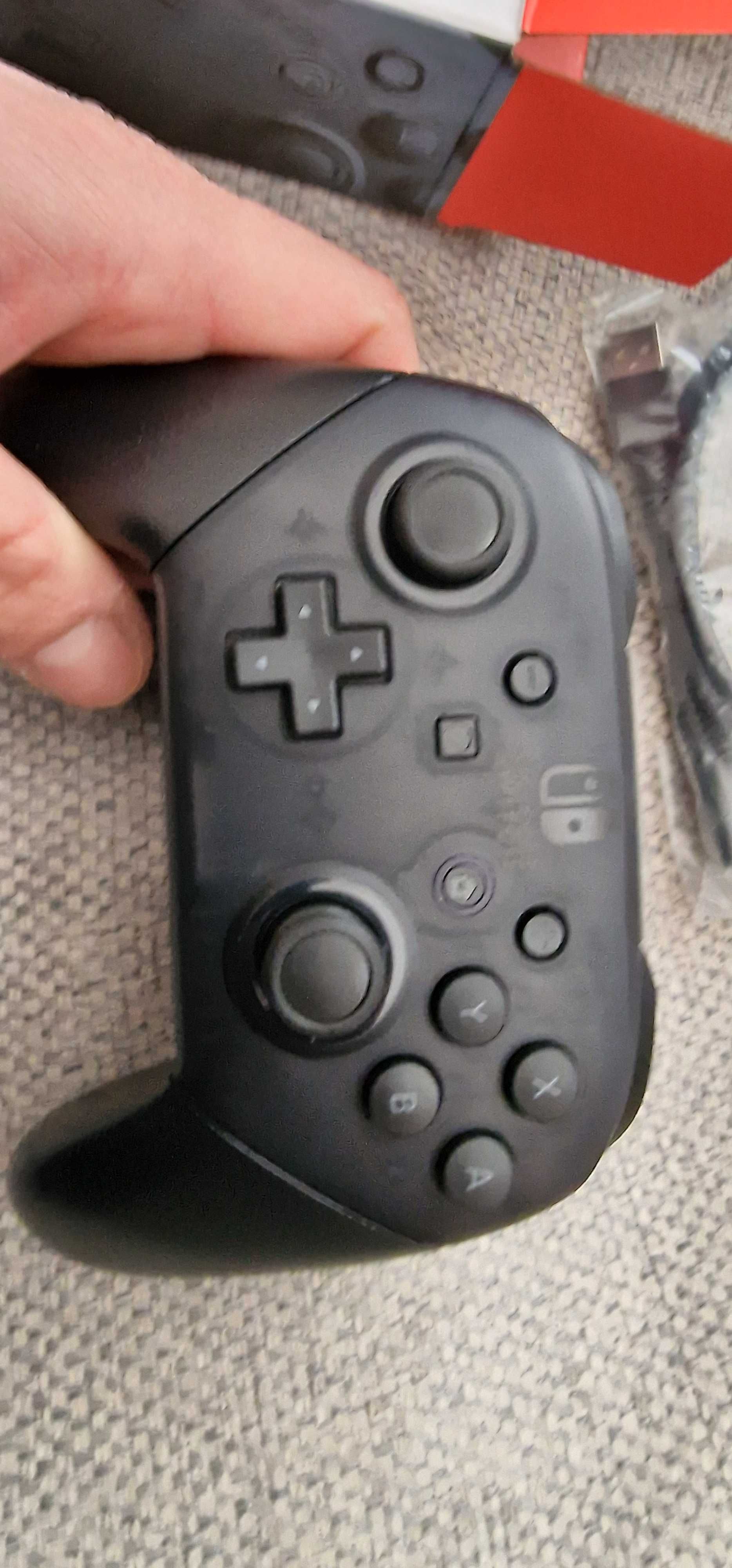Контролер за Нинтендо Nintendo Switch Pro-Controller er
