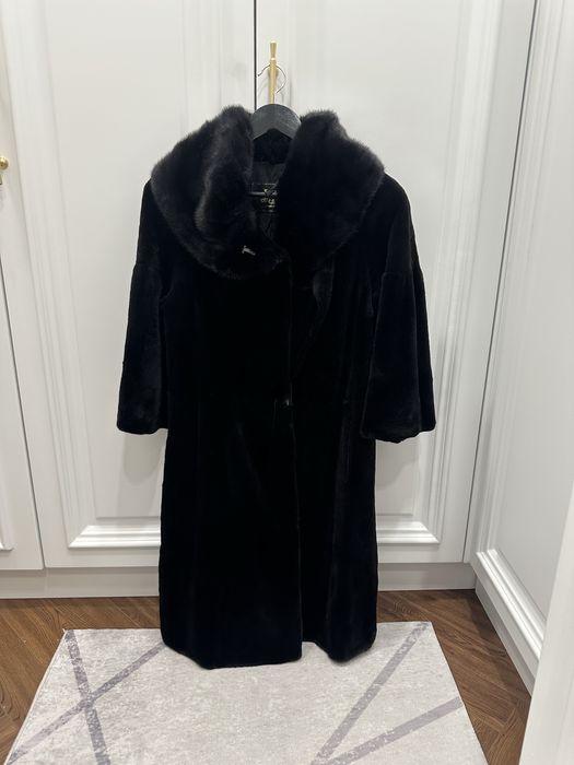 Шуба норковая черная стриженная