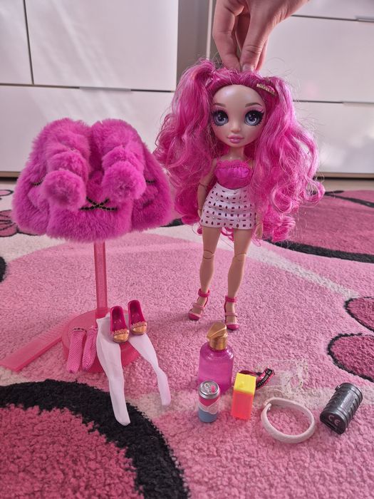 Set papusa Rainbow +accesorii