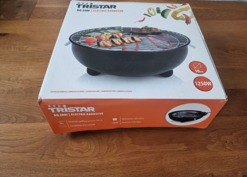 Gratar electric Tristar nou