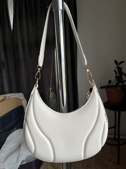 Сумочка клатч 2000 тенге