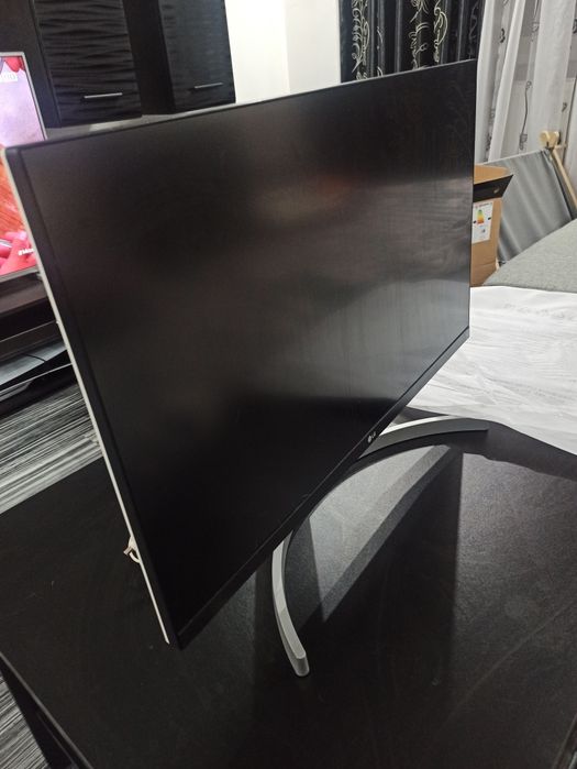 Monitor LG IPS 4K UHD 27 inch