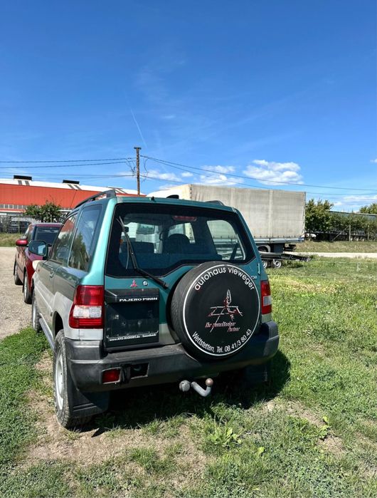 Mitsubishi pajero pinin