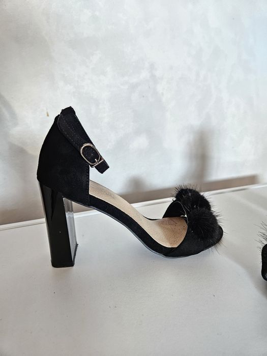 Дамски елегантни сандали, размер 37