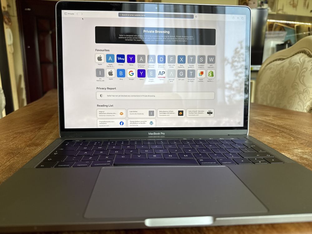 Macbook pro 13 touchbar A1706. (2016)