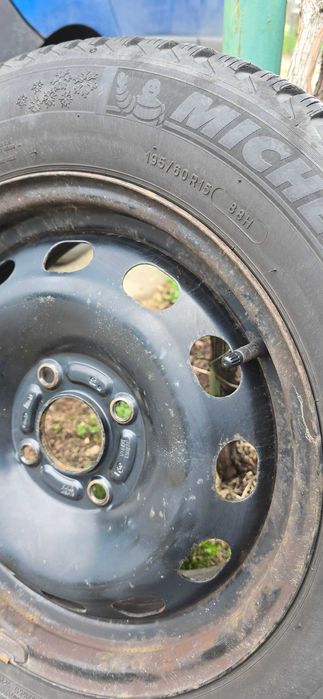 Jante Tabla + Cauciucuri de Iarna Michelin Alpin - Ford Fiesta