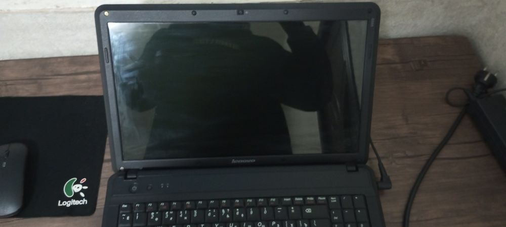 Lenovo noutbuk 2 milion