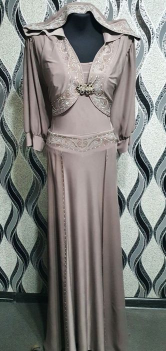 Продам платье хюрем , пр-во Турция