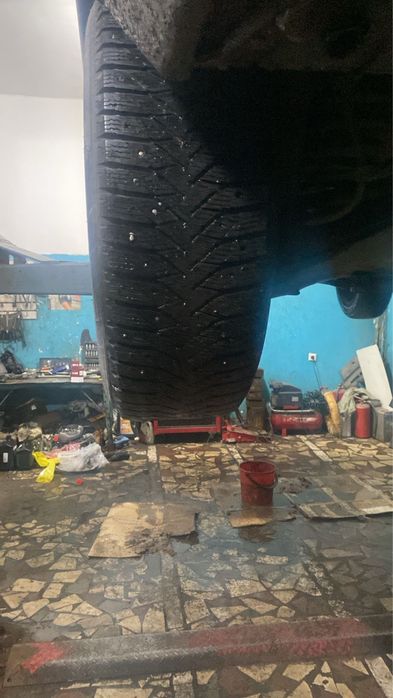 Зимние шины 205:60:16