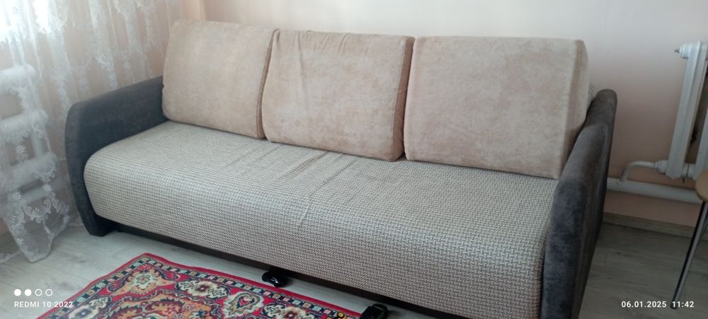 Продам диван производство "Беларусь" +два кресла