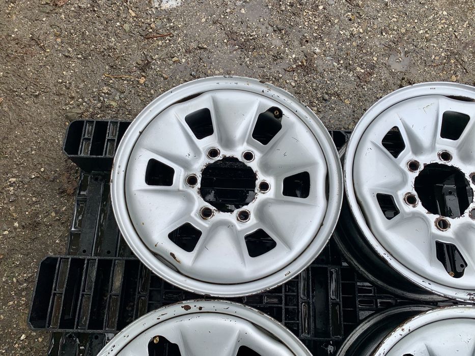 4бр.Оригинални железни джанти 15цола 6x139.7 за Toyota Hilux,Hiace