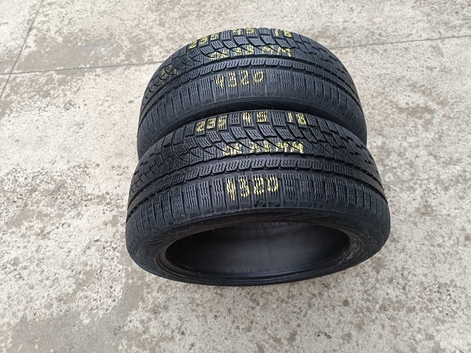 Doua anvelope de iarna 235 45 18 nokian WRa4 profil 8 mm 2020
