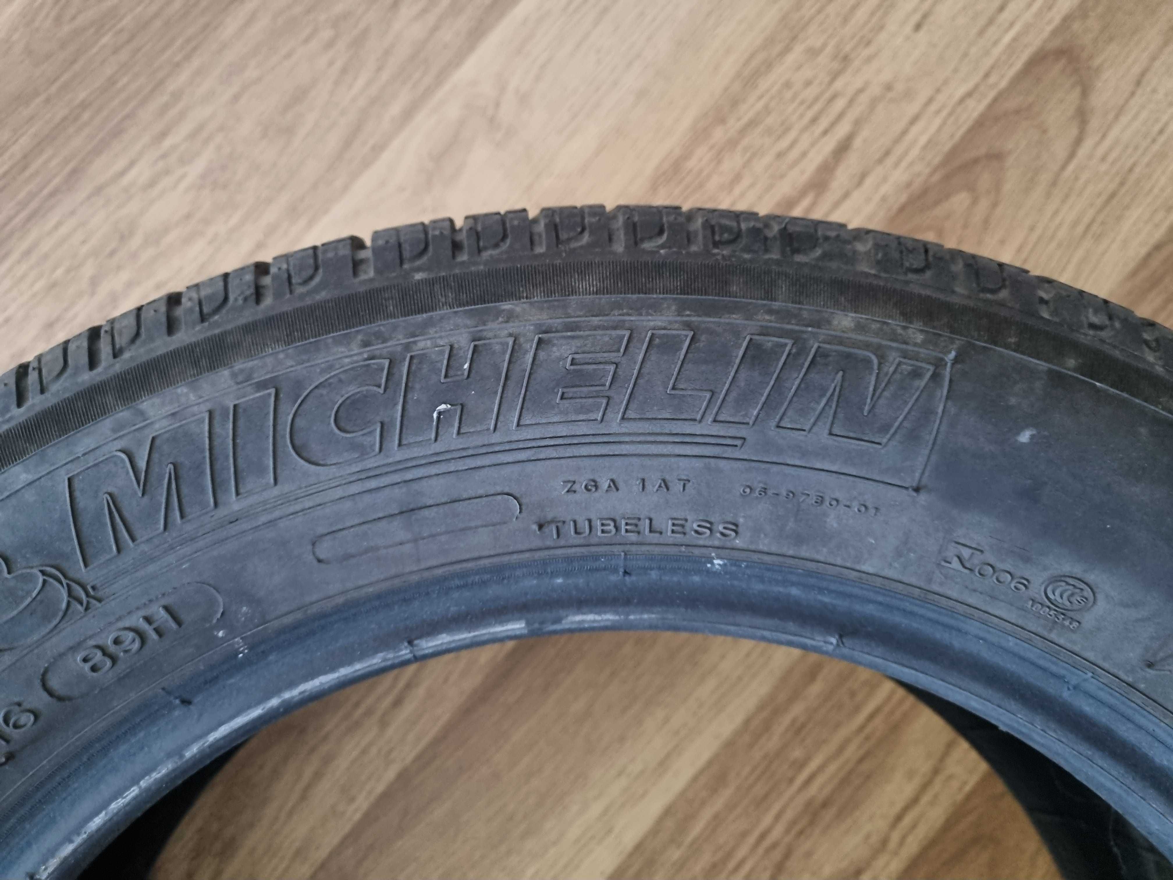 Set 4 pneuri vară Michelin 195 60 16 preț set 160 de lei