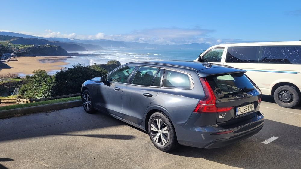 VOLVO V60 2.0 diesel - al 2 proprietar - carte service la zi