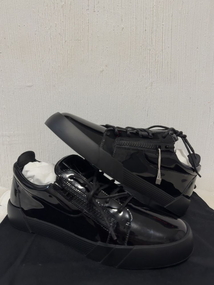 Giuseppe zanotti patent leather