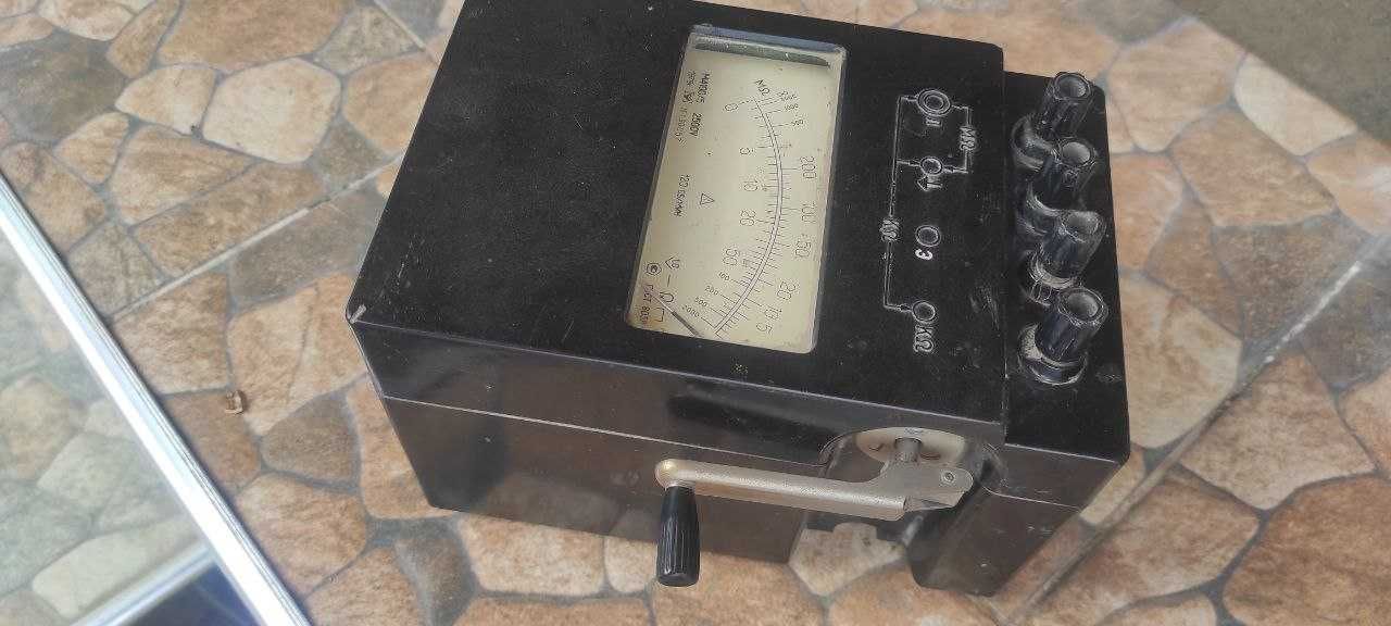 Мегаомметр М4100/5 СССР