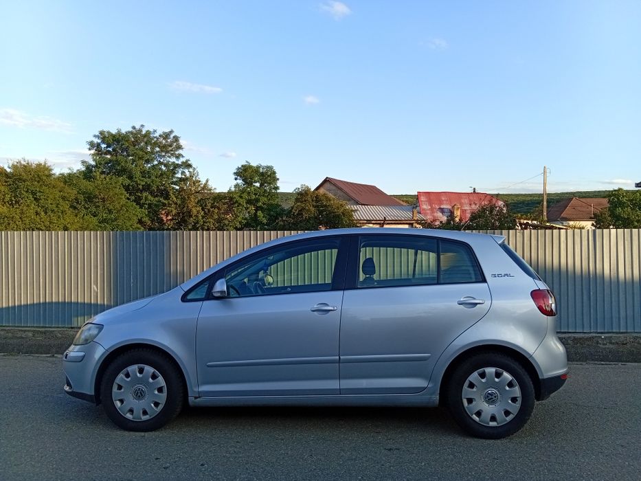 Wolkswagen golf 5 plus