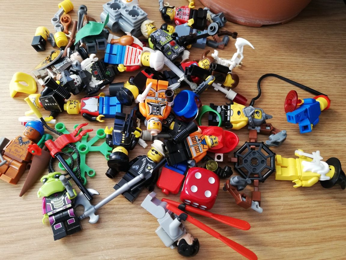 Figurine lego si accesorii originale