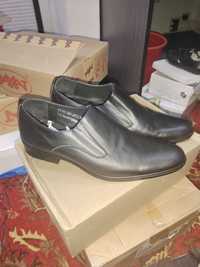 Продам туфли мужские размер 43