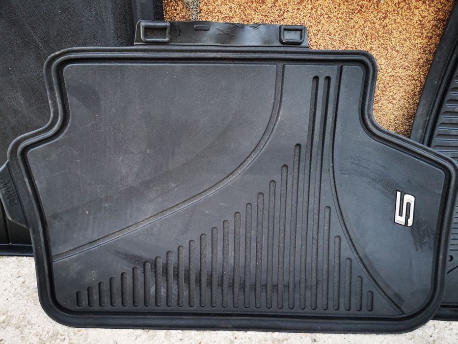 Set complet covorașe originale, de protecție +tăvița portbagaj, pentru