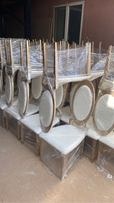 Банкетные столы и стулья для ресторанов, кафе и конференц залов