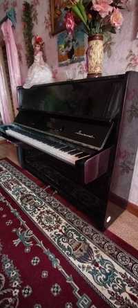 Пианино " Волжанка"