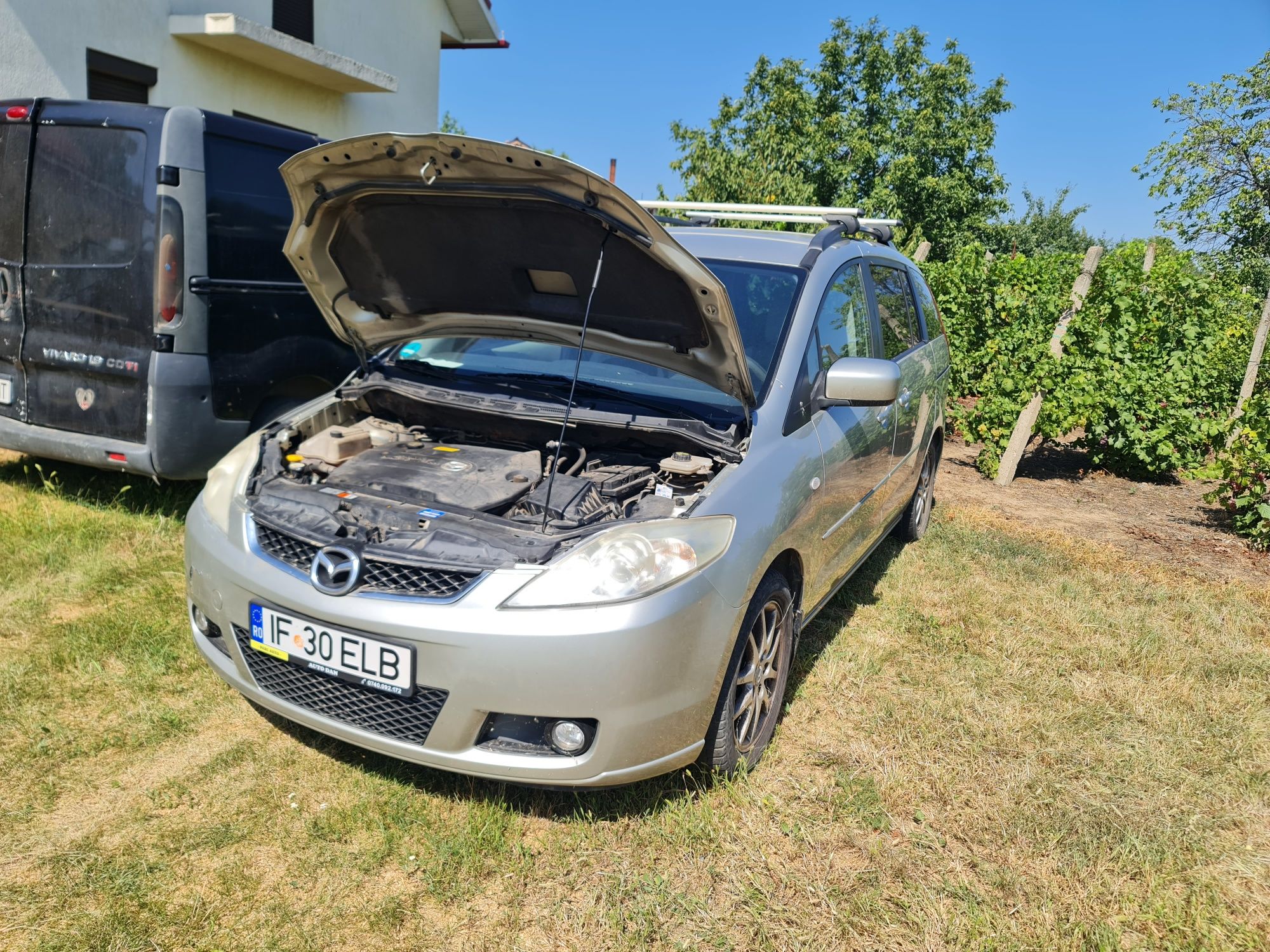 Mazda 5 - pentru piese sau reparatie