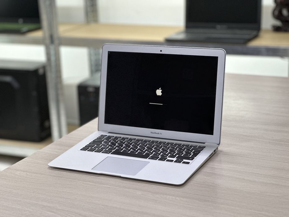 Macbook Air 13 / intel core i5 / SSD / 4gb ОЗУ / kaspi 0-0-12