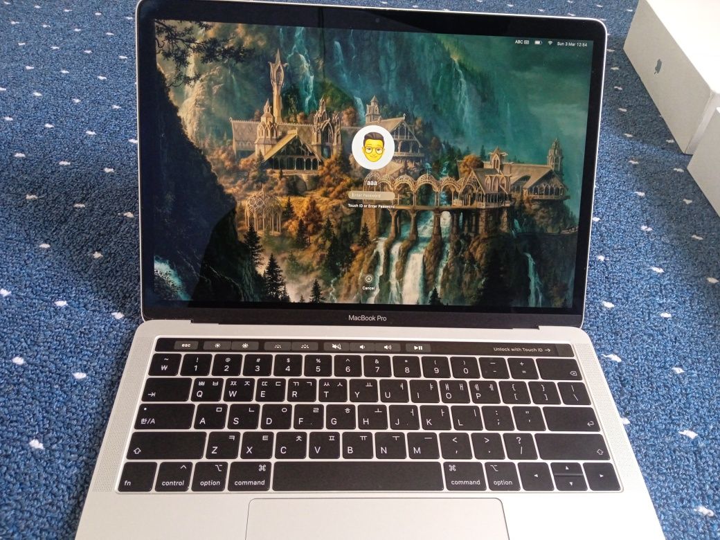 MacBook pro 13 notebook 2018 yili