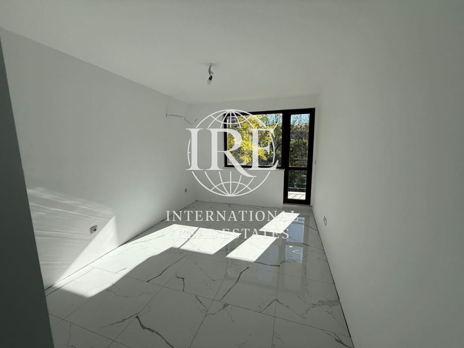 2-стаен в Варна-к.к. Св.Св. Константин и Елена площ 70 цена 202000