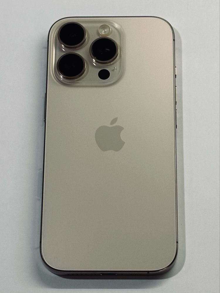 iPhone 16 Pro Desert Titanium 100% battery