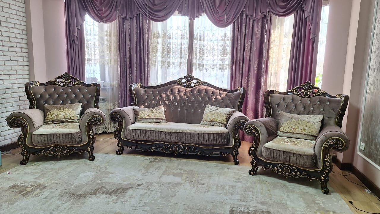 Продам диван в хорошем состоянии