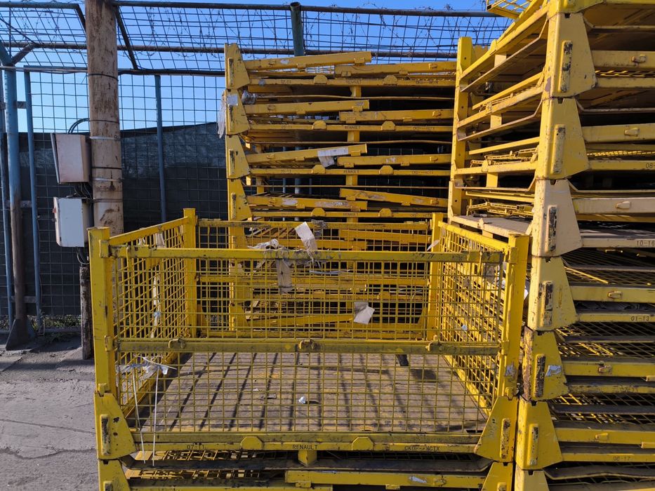 Box paleti pliabili pentru depozitare