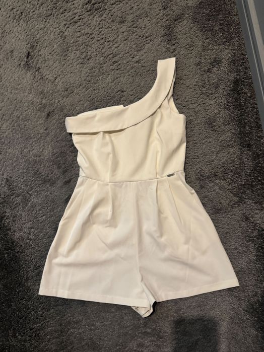 Бял гащеризон/ рокля