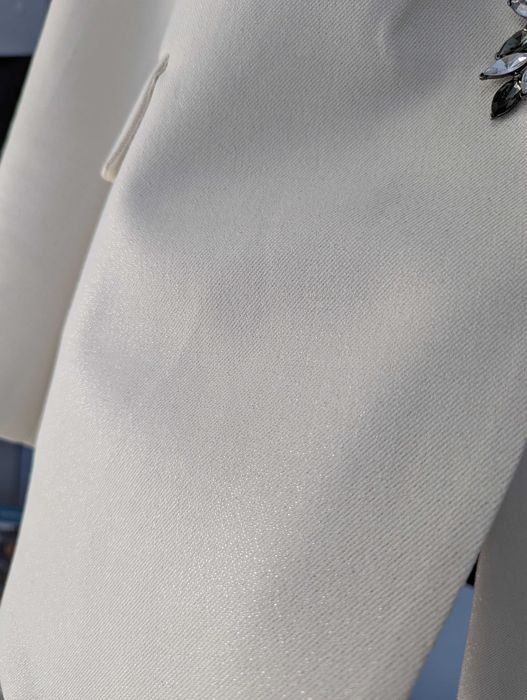 Costum de gala femeie alb crem (ivoire)