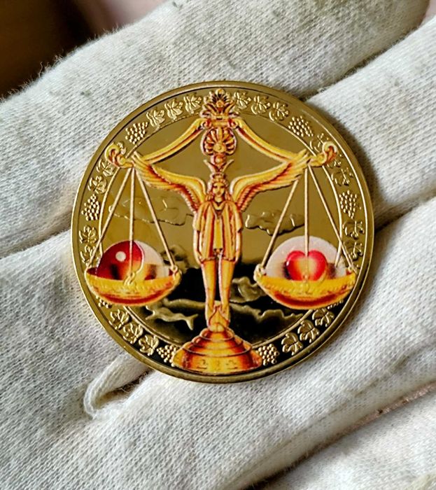 Страхотен комплект сувенири  –  12 Зодиакални знаци!