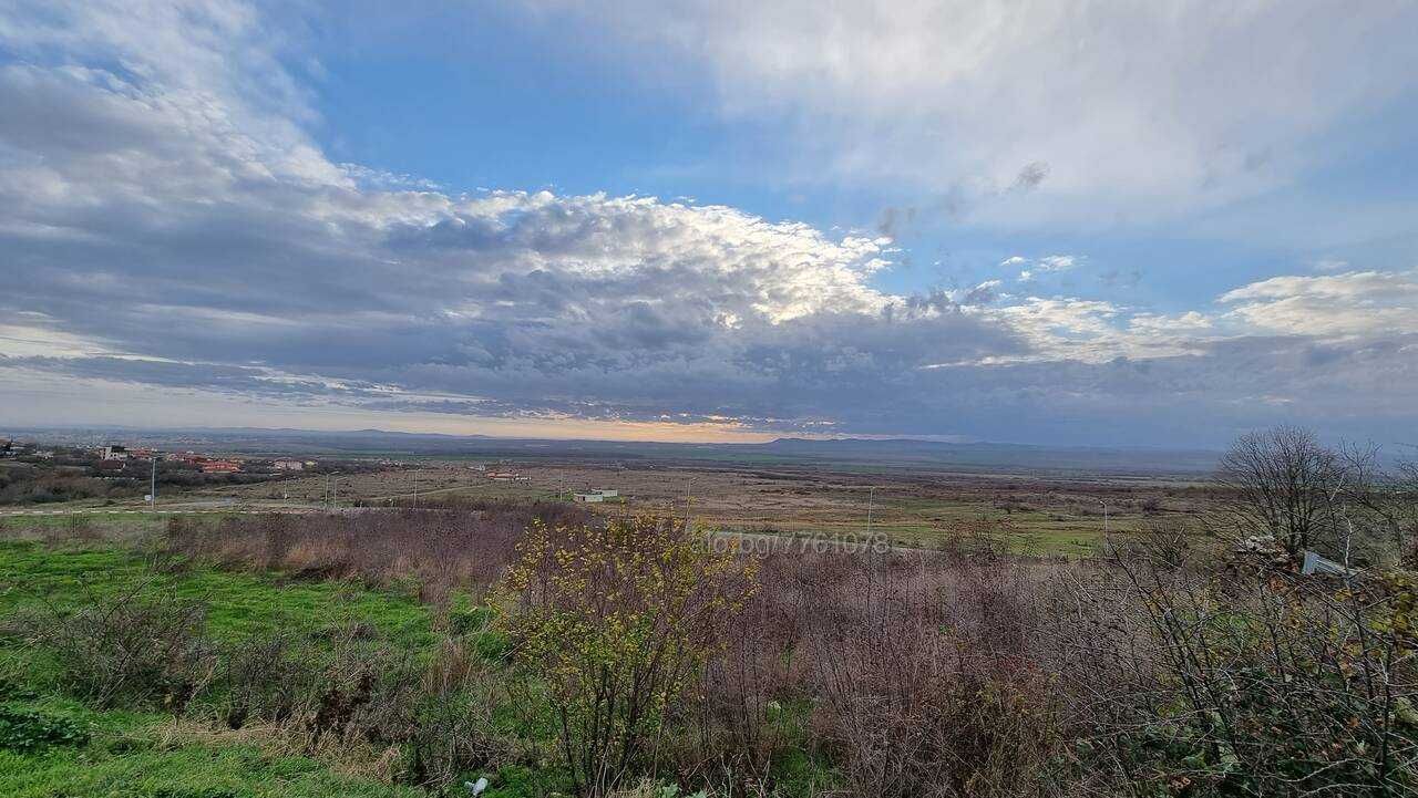 Панорамен парцел за застрояване в Кошарица