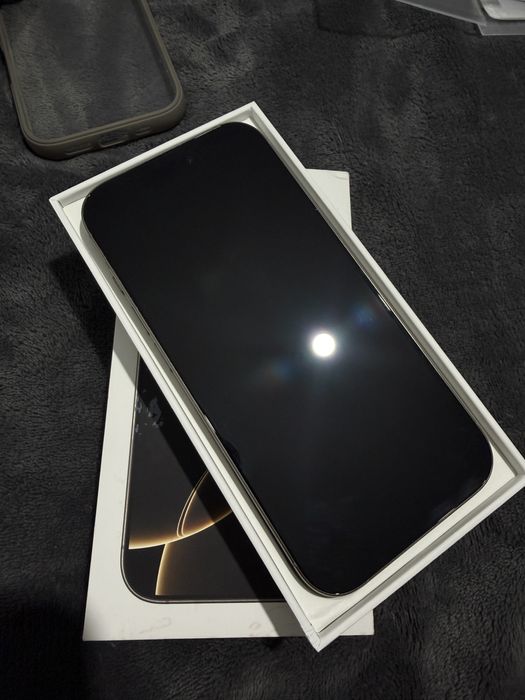 Iphone 16 pro ,256Gb
