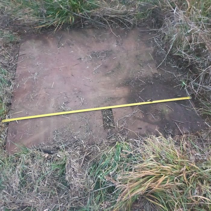 Vând țevi și tabla 1 cm pentru structură hală