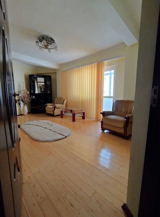 Apartament 3 camere