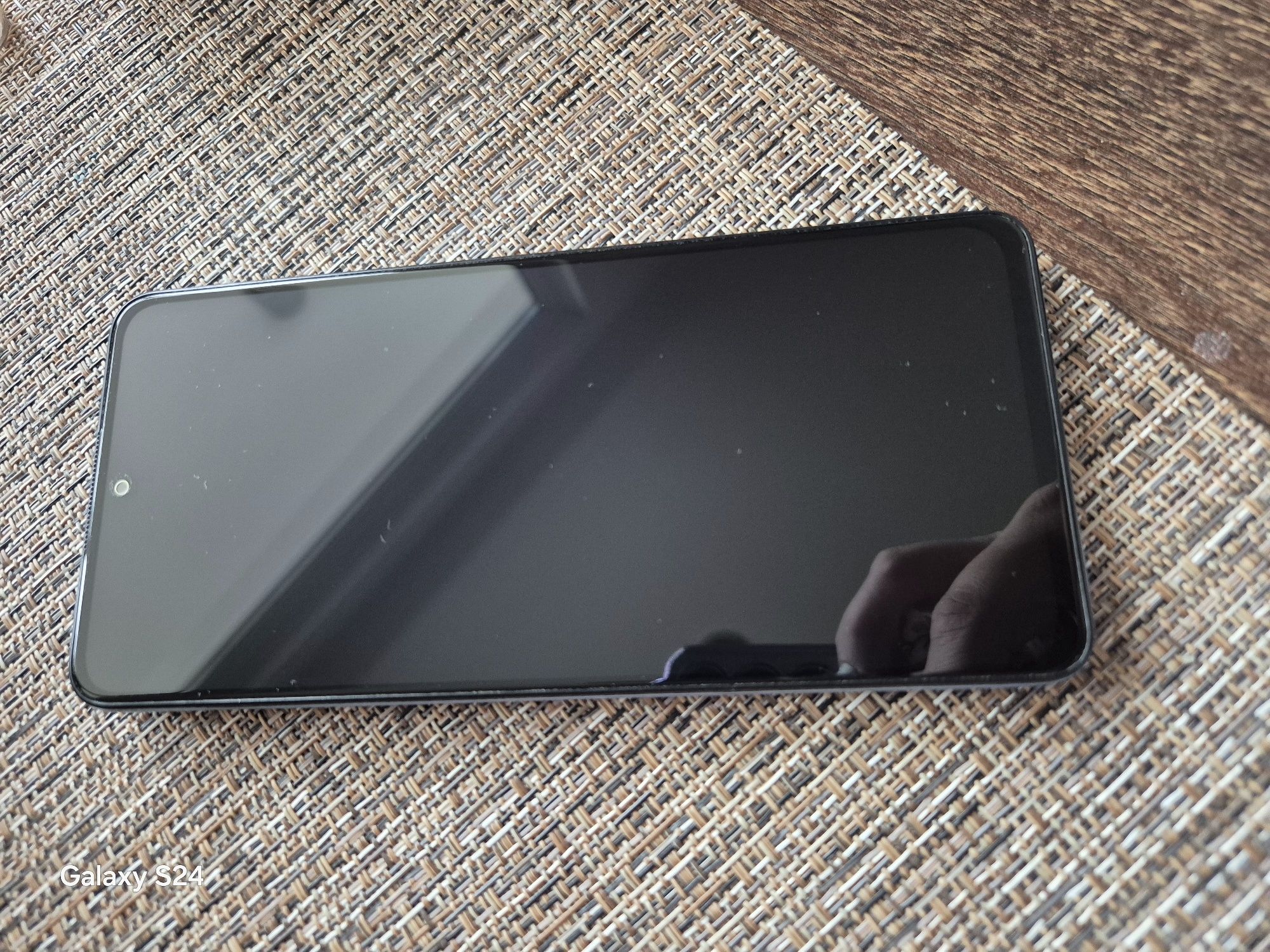 Redmi Note 11 pro + 5 g