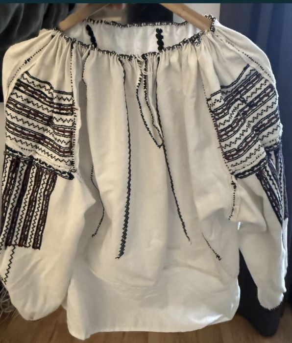 Ii cusute manual de peste 100 de ani