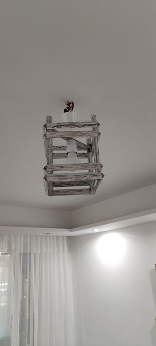 Lustre(suspensii)rustice lucrate manual cu lemn imbinat sau antichizat