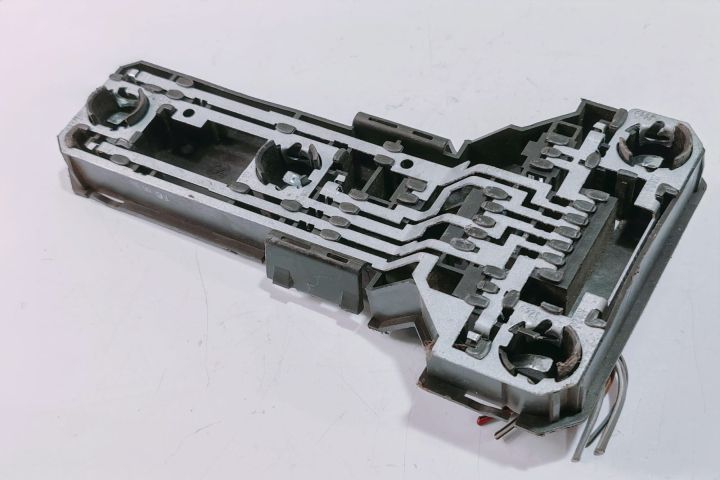 Soclu  Stop Stanga  3B9945257 Volkswagen VW Passat B5