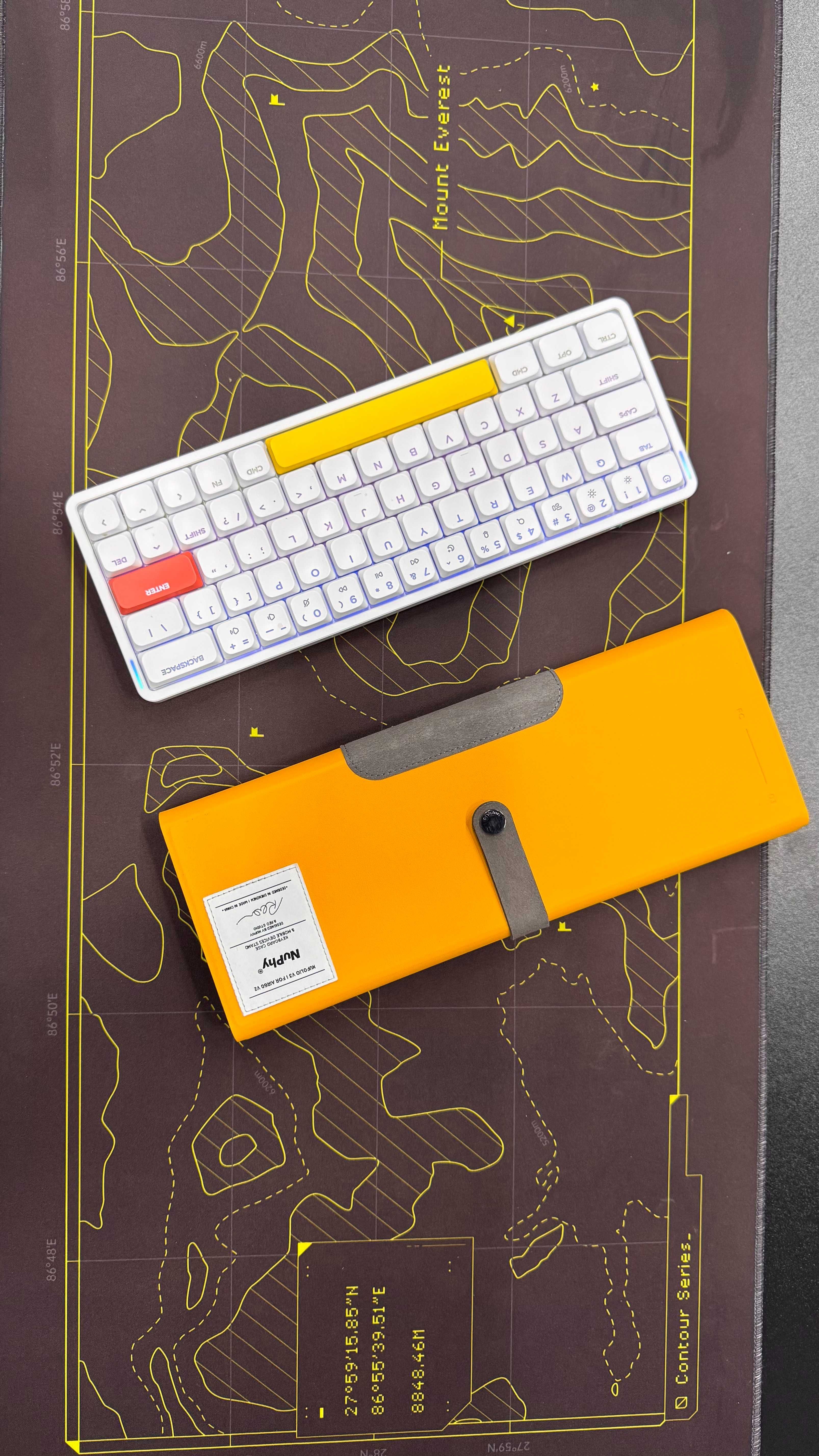 Nuphy Air60 (v2) + Everest коврик + белые кейкапы + кейс