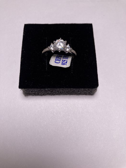 Женские серебренные кольца