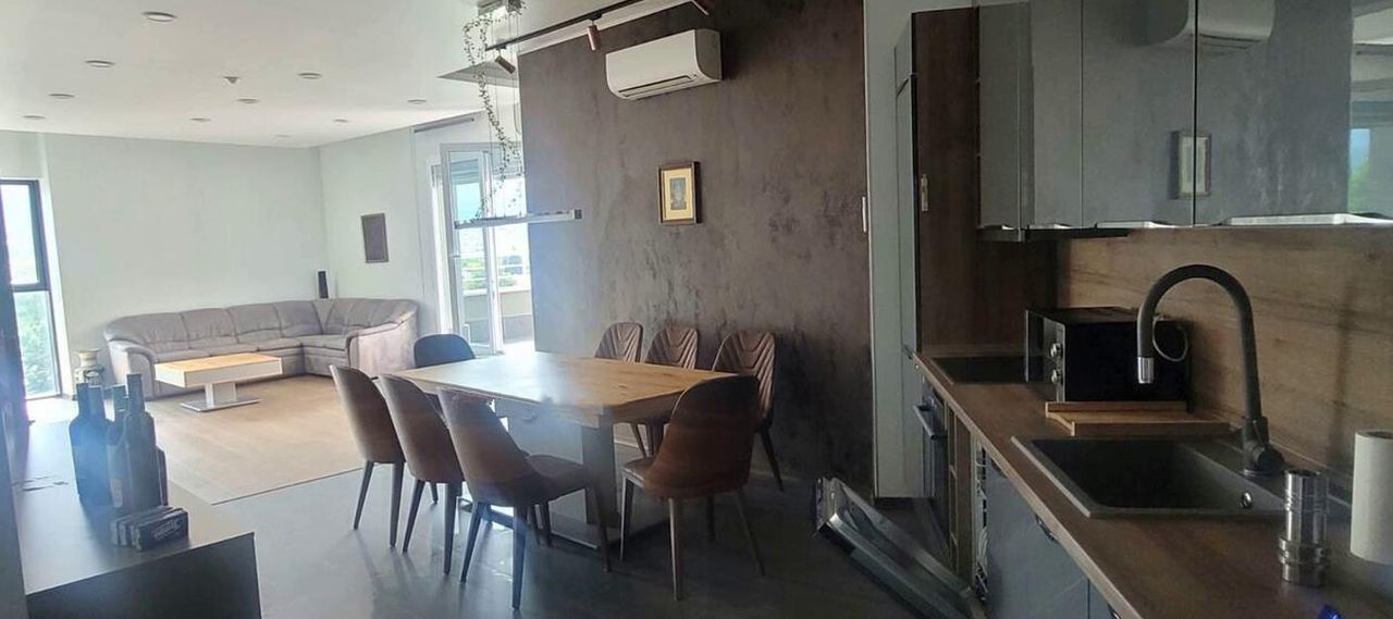 Дава се под наем Тристаен апартамент в София, Овча купел - 120 кв.м за 700 € - Снимка #3