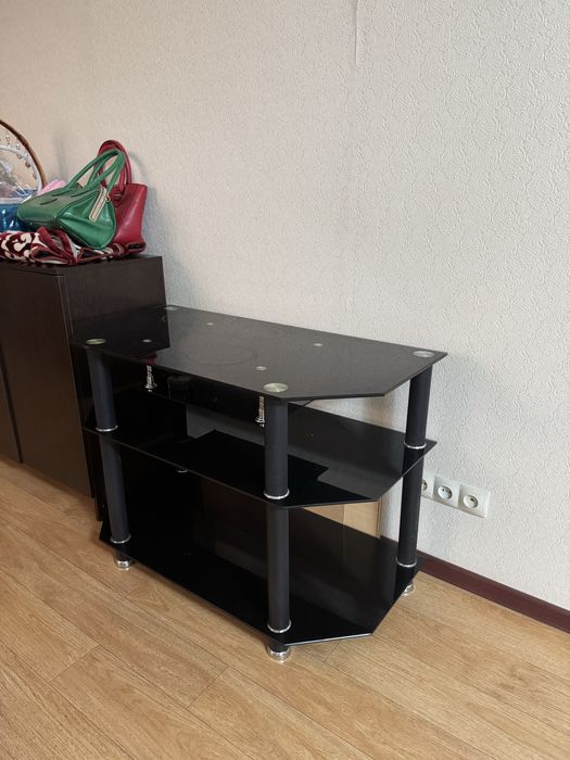 подставка под телевизор