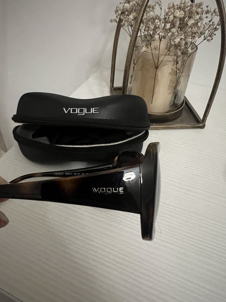 Ochelari de doare Vogue