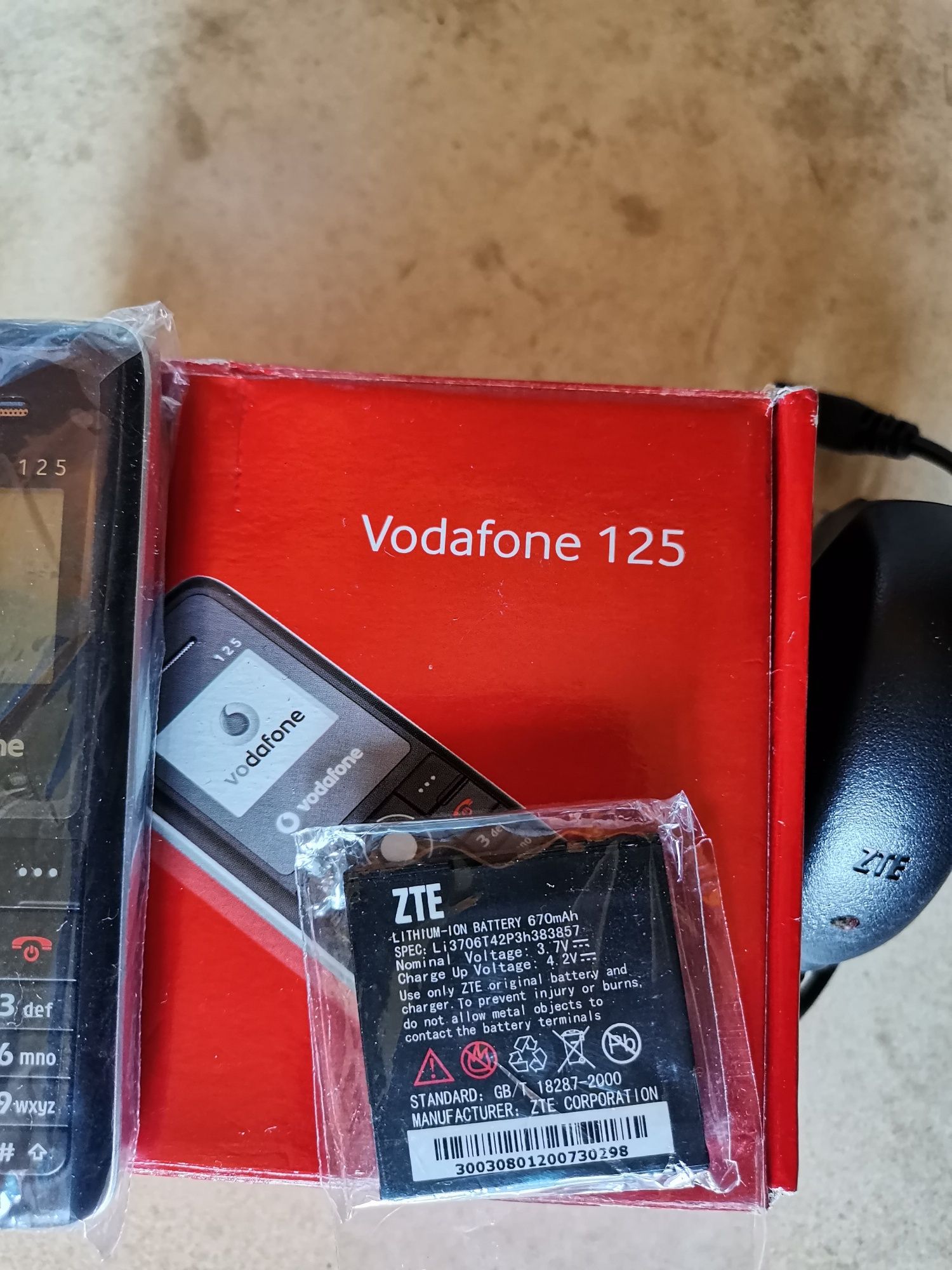 Gsm Vodofone 125 чисто нов